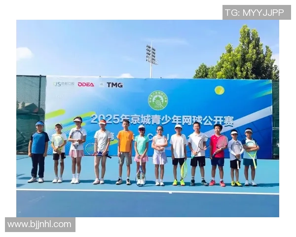 成都网球队荣登全国网球团队协作排行榜首位展现卓越团队精神与实力